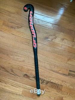 Gryphon sentinel field hockey goalie stick (black and red)