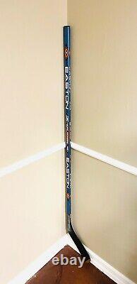 Rare Blue Easton Z Bubble Hockey Stick Senior 85 Flex in Fantastic Condition