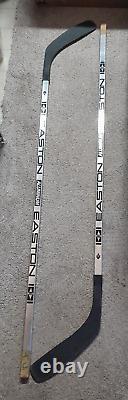 Vintage EASTON (Roenick) Aluminum Hockey Stick 2 Piece Set